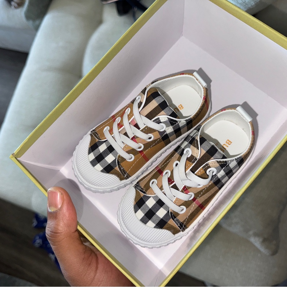 Burberry Infant Sneakers in Checkered Black and Tan